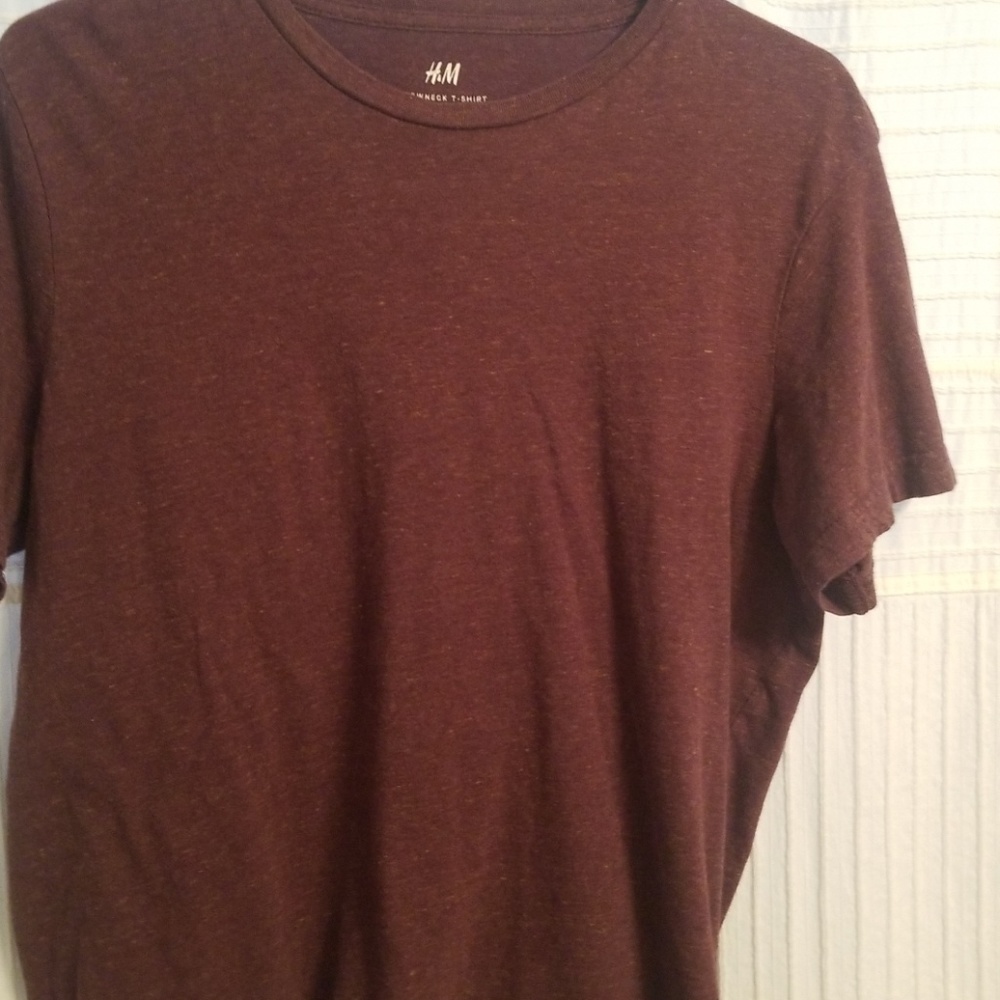 T-shirt multi color crewneckcrewneck tee H&M Med.